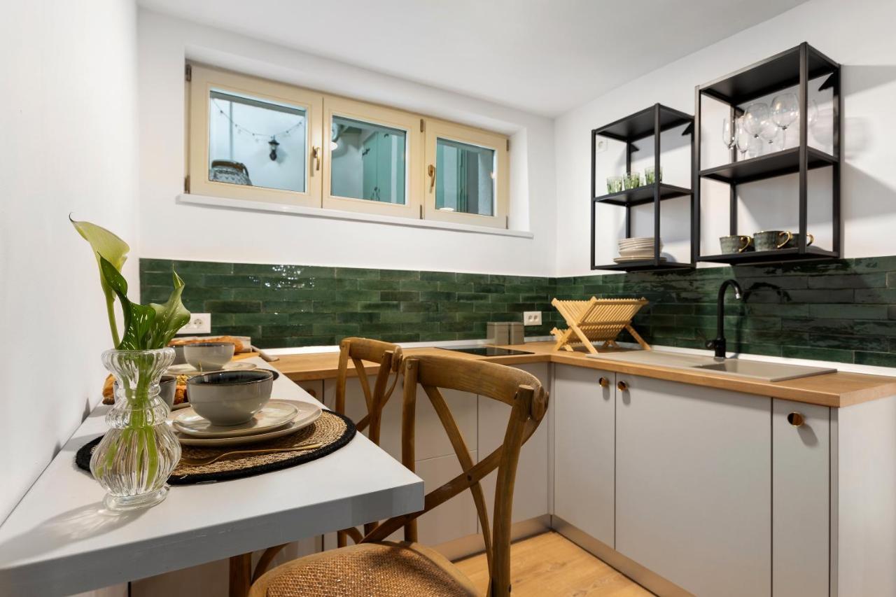Roua Ludica Apartments Брашов Екстериор снимка